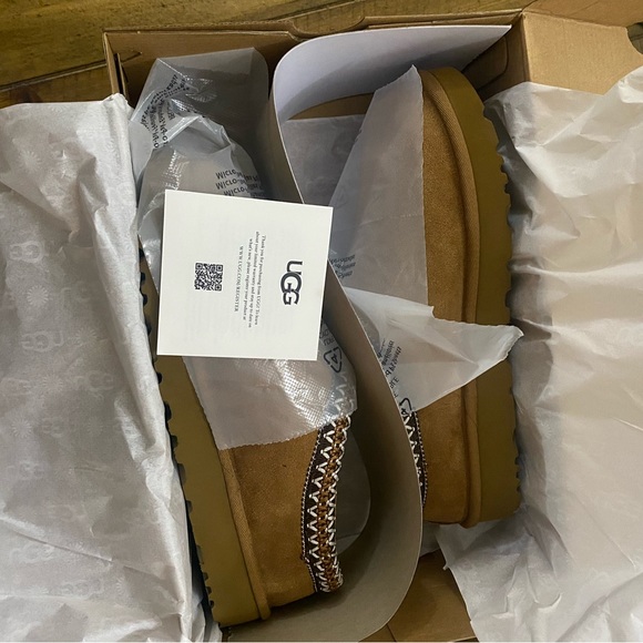 UGG Tasman Chestnut Women size 9 *New* - Picture 14 of 16